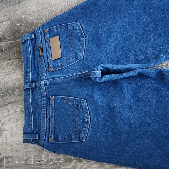 Vintage Wrangler High Rise Straight Leg Ankle/ Short Length Denim Jeans 0/24 - Picture 12 of 16